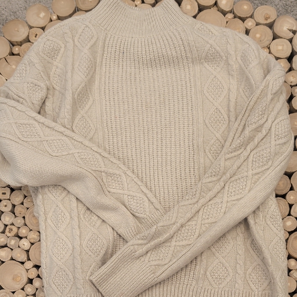 Express Ivory Ribbed Knit Sweater - Picture 3 of 3